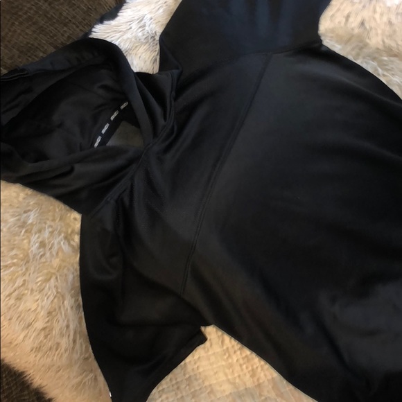 And1 Other - Short sleeve ball hoodie